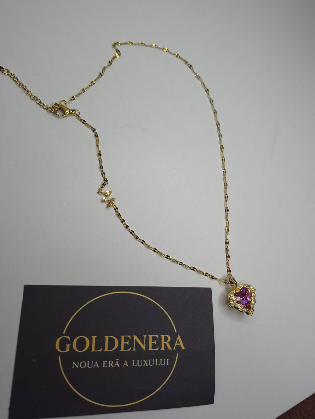 Strălucirea Ametistului – Lănțișor Auriu pentru Femei | Goldenera